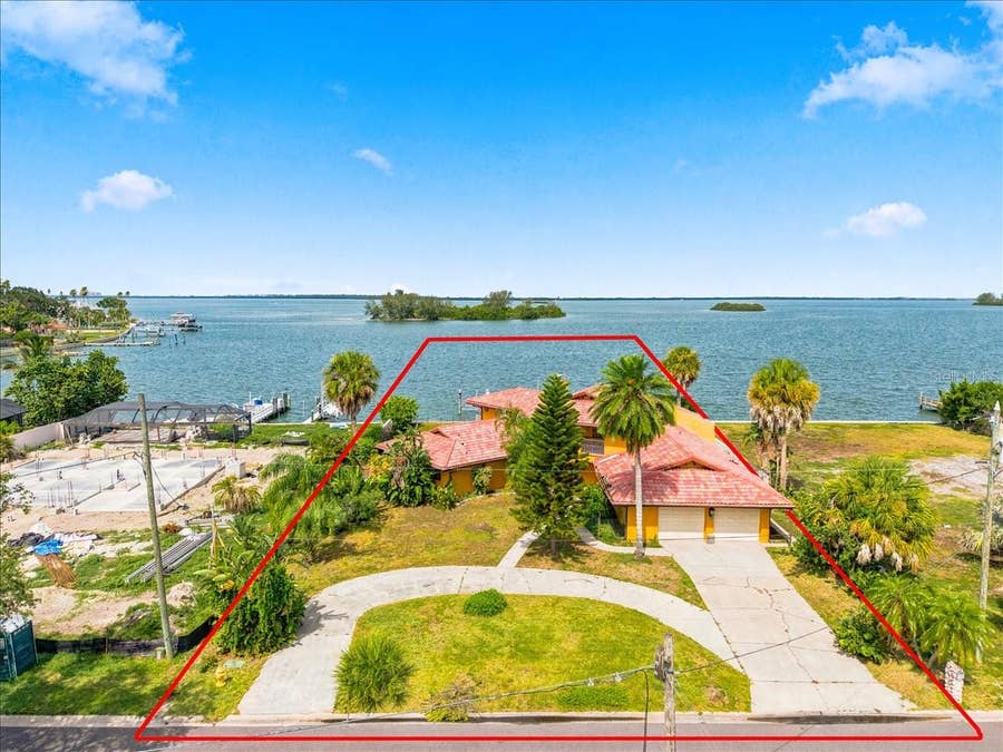 Property photo for 111 SHORE DRIVE, Dunedin, FL