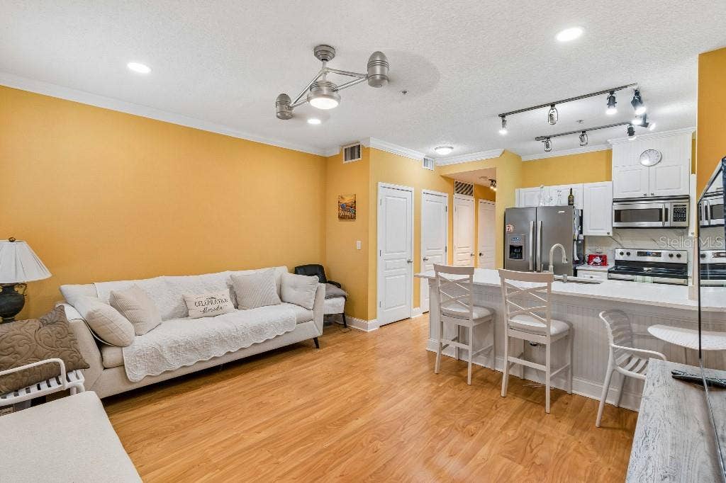 600 MARKET STREET, #230, Celebration, FL 34747 600 MARKET STREET, #230, Celebration, FL 34747