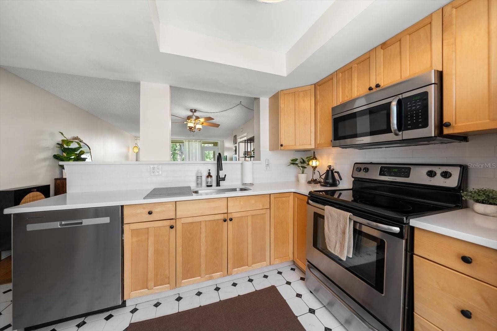 2614 COVE CAY DRIVE, #409, Clearwater, FL 33760 2614 COVE CAY DRIVE, #409, Clearwater, FL 33760
