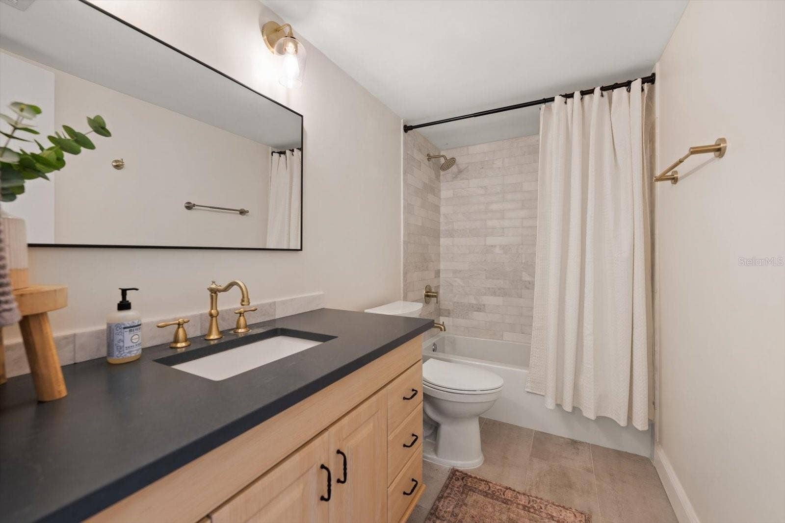 2614 COVE CAY DRIVE, #409, Clearwater, FL 33760 2nd bathroom