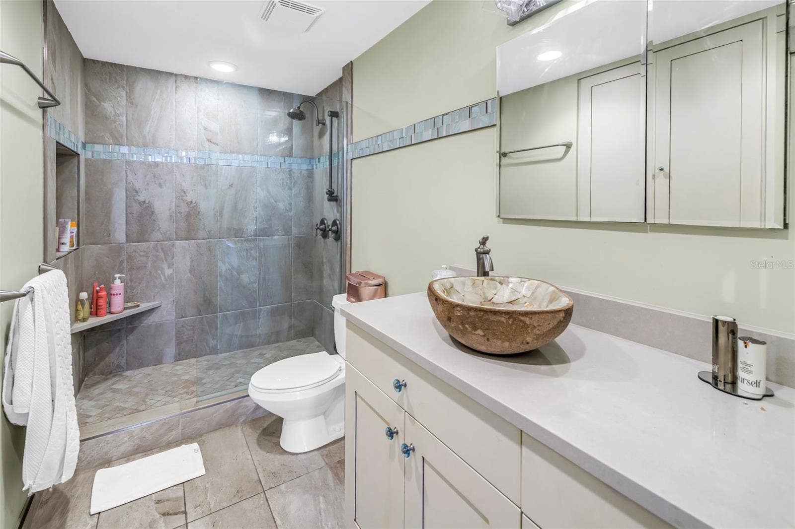 1 BEACH DRIVE SE, #1907, St Petersburg, FL 33701