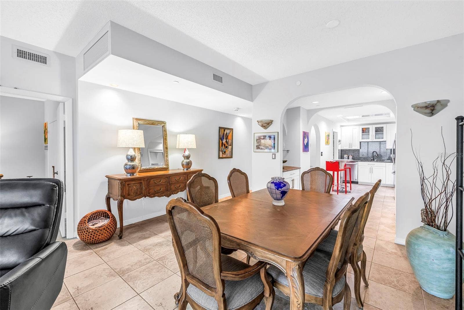 1 BEACH DRIVE SE, #1907, St Petersburg, FL 33701