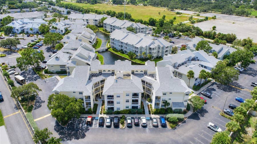 Property photo for 6931 STONES THROW CIRCLE N, #5208, St Petersburg, FL