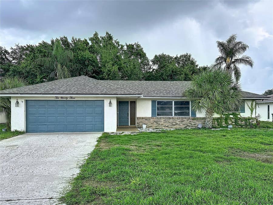 Property photo for 1093 N CYPRESS POINT DRIVE, Venice, FL