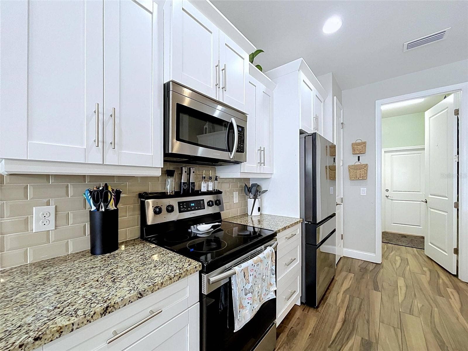 6104 HIGHLANDS GRACE BOULEVARD, Lakeland, FL 33812 6104 HIGHLANDS GRACE BOULEVARD, Lakeland, FL 33812