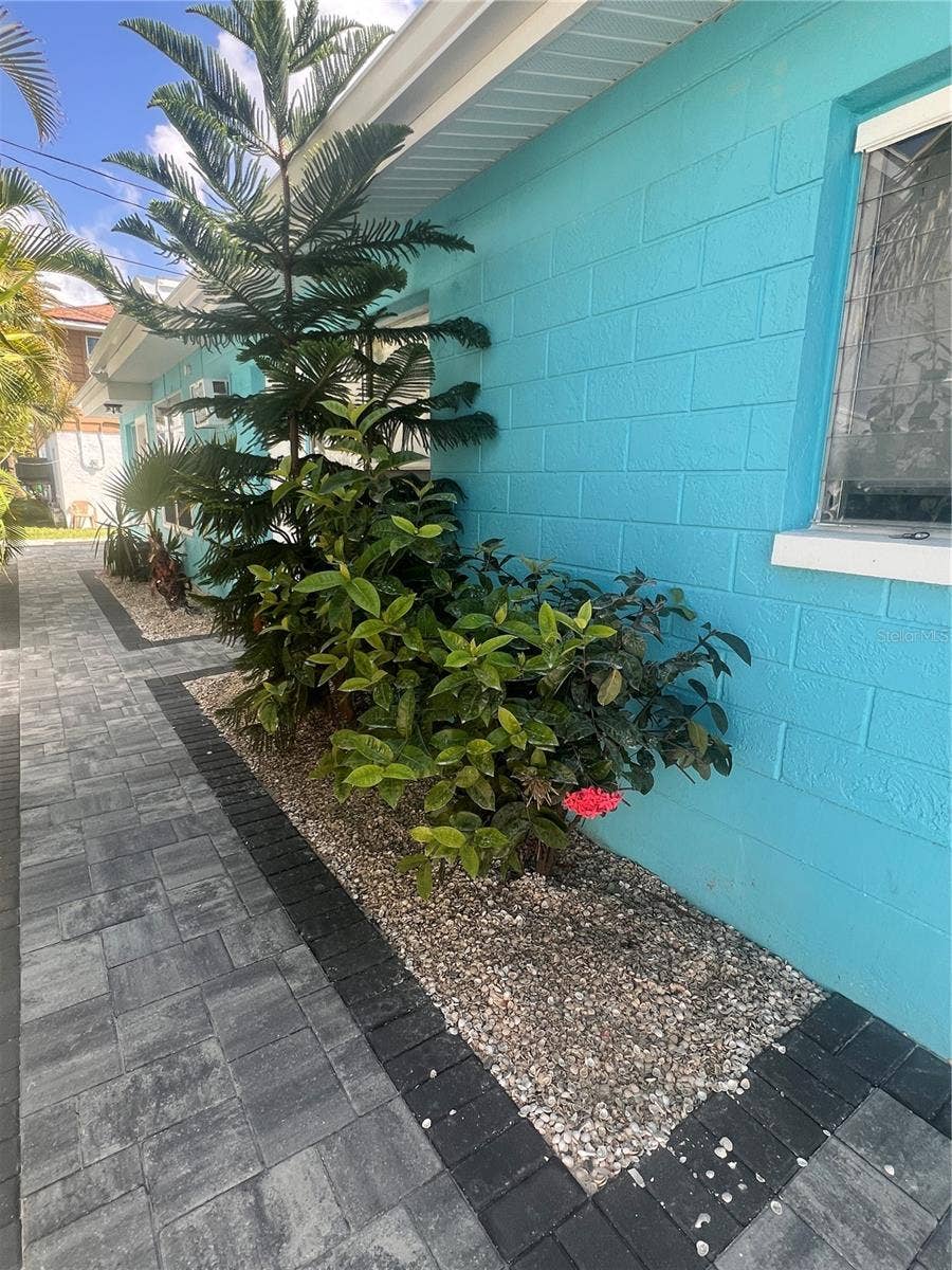 40 82ND AVENUE S, #Unit `1, Treasure Island, FL 33706 40 82ND AVENUE S, #Unit `1, Treasure Island, FL 33706