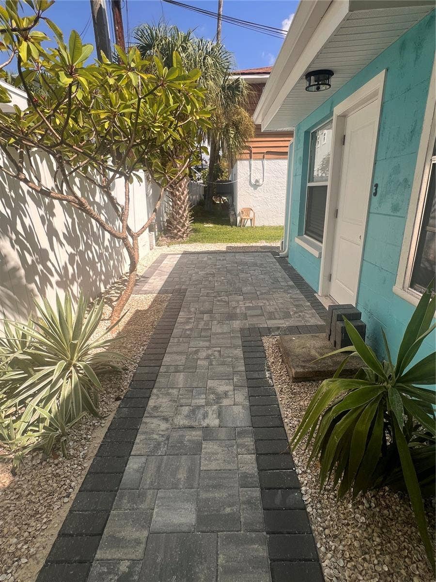 40 82ND AVENUE S, #Unit `1, Treasure Island, FL 33706 40 82ND AVENUE S, #Unit `1, Treasure Island, FL 33706