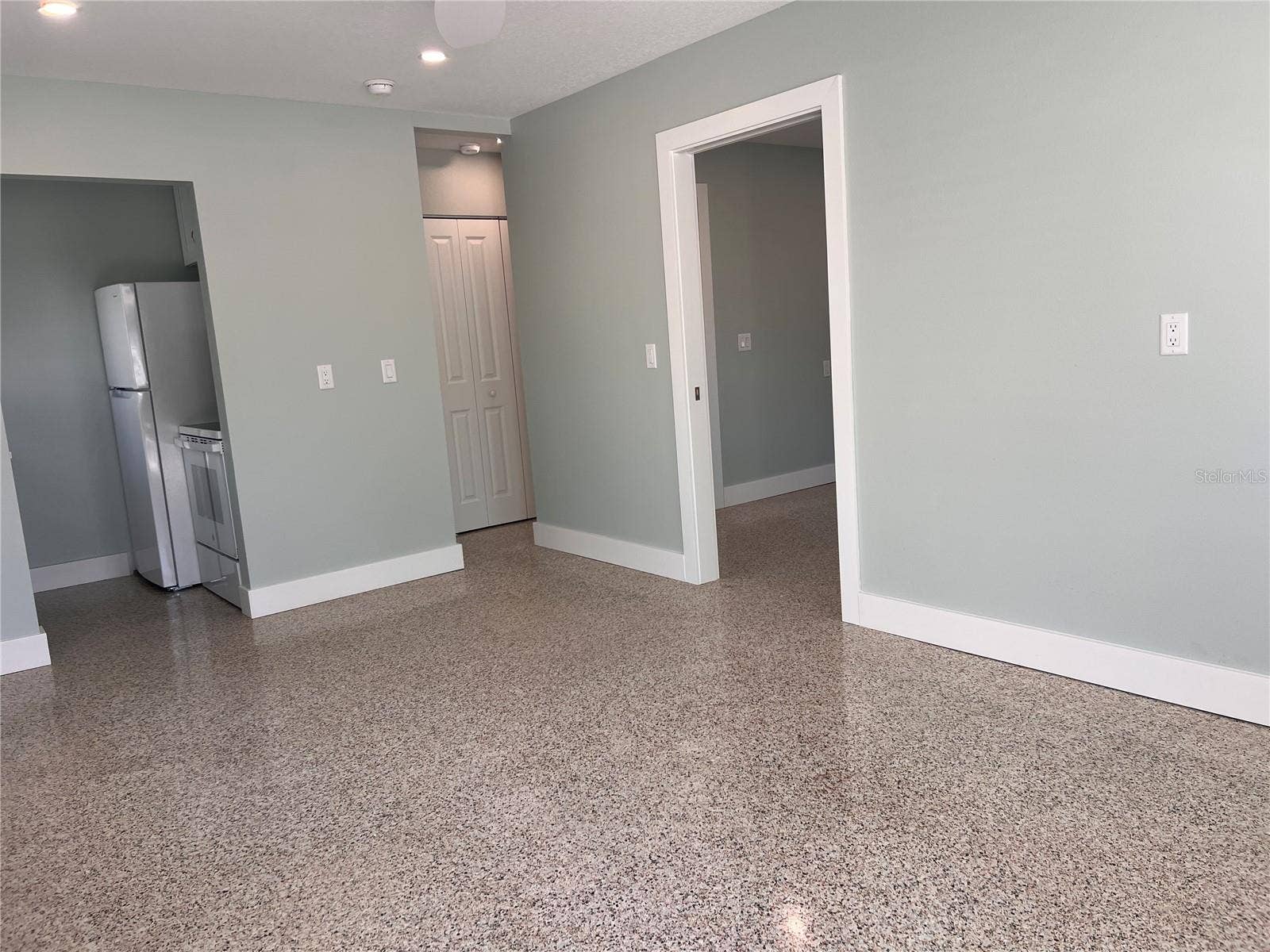 40 82ND AVENUE S, #Unit `1, Treasure Island, FL 33706 40 82ND AVENUE S, #Unit `1, Treasure Island, FL 33706