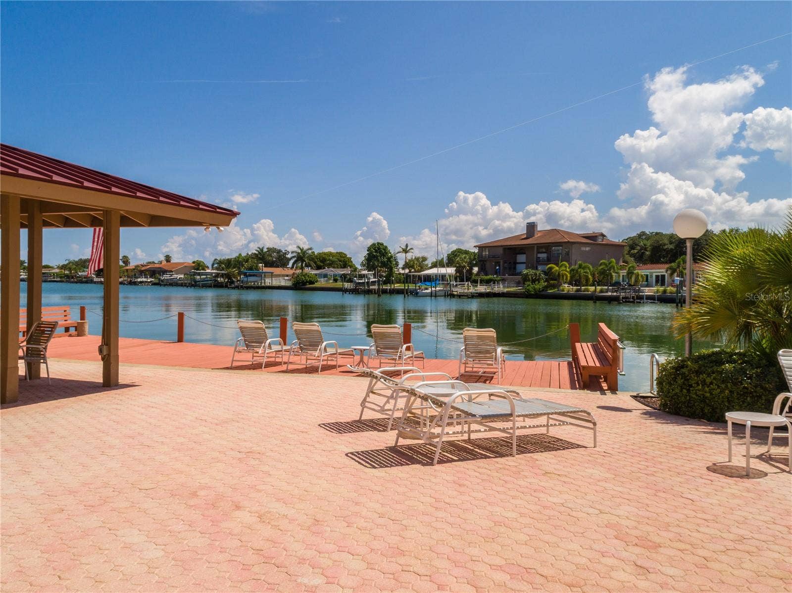 121 ISLAND WAY, #334, Clearwater Beach, FL 33767