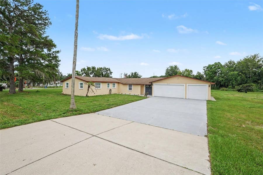 Property photo for 9220 MCINTOSH ROAD, Dover, FL