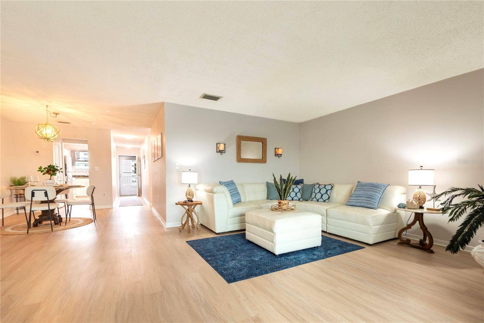 5925 SHORE BOULEVARD S, #405, Gulfport, FL 33707