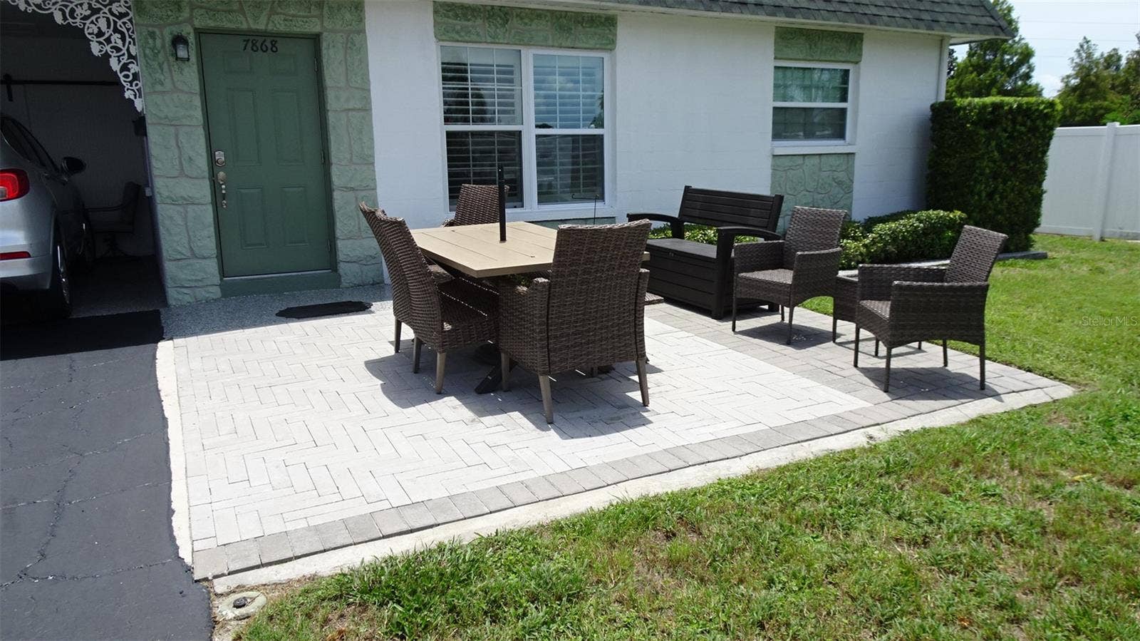 7868 40TH AVENUE N, #7868, St Petersburg, FL 33709 Private front yard patio.