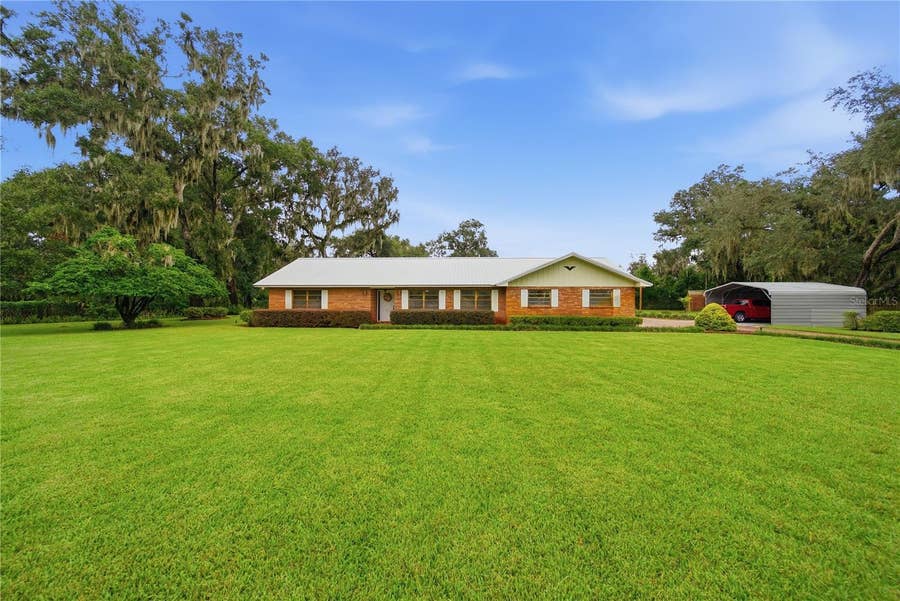Property photo for 3704 THONOTOSASSA ROAD, Plant City, FL