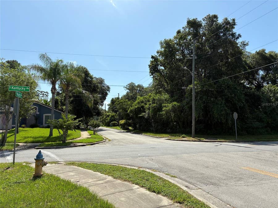 Property photo for 401 S KENTUCKY AVENUE, Deland, FL