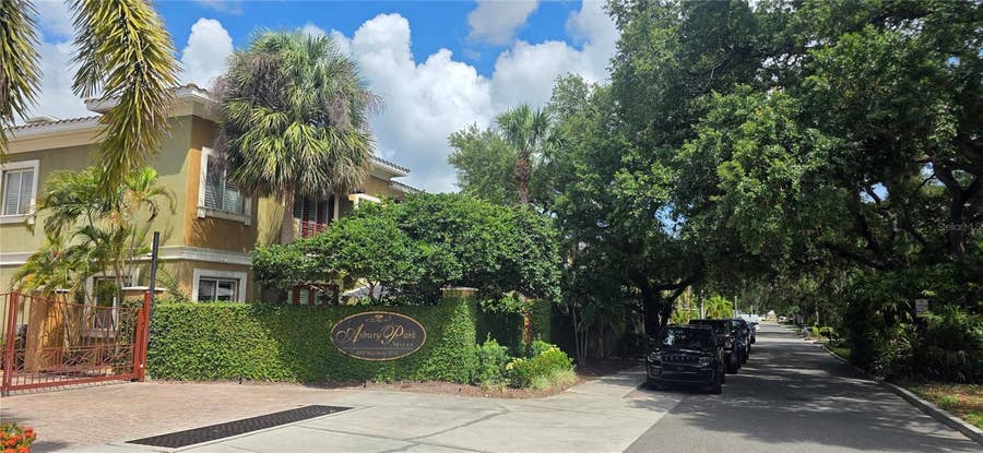 Property photo for 4907 BAYSHORE BOULEVARD, #103, Tampa, FL