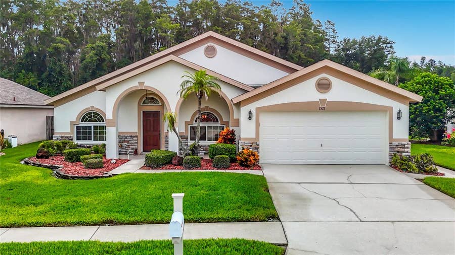 Property photo for 1521 BAYTHORN DRIVE, Wesley Chapel, FL