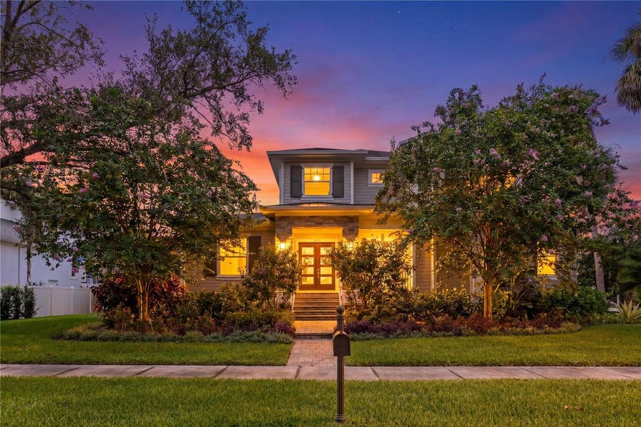 Property photo for 5016 W EVELYN DRIVE, Tampa, FL