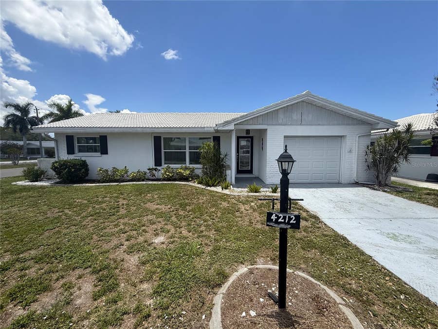 Property photo for 4212 NEIL LANE, Bradenton, FL