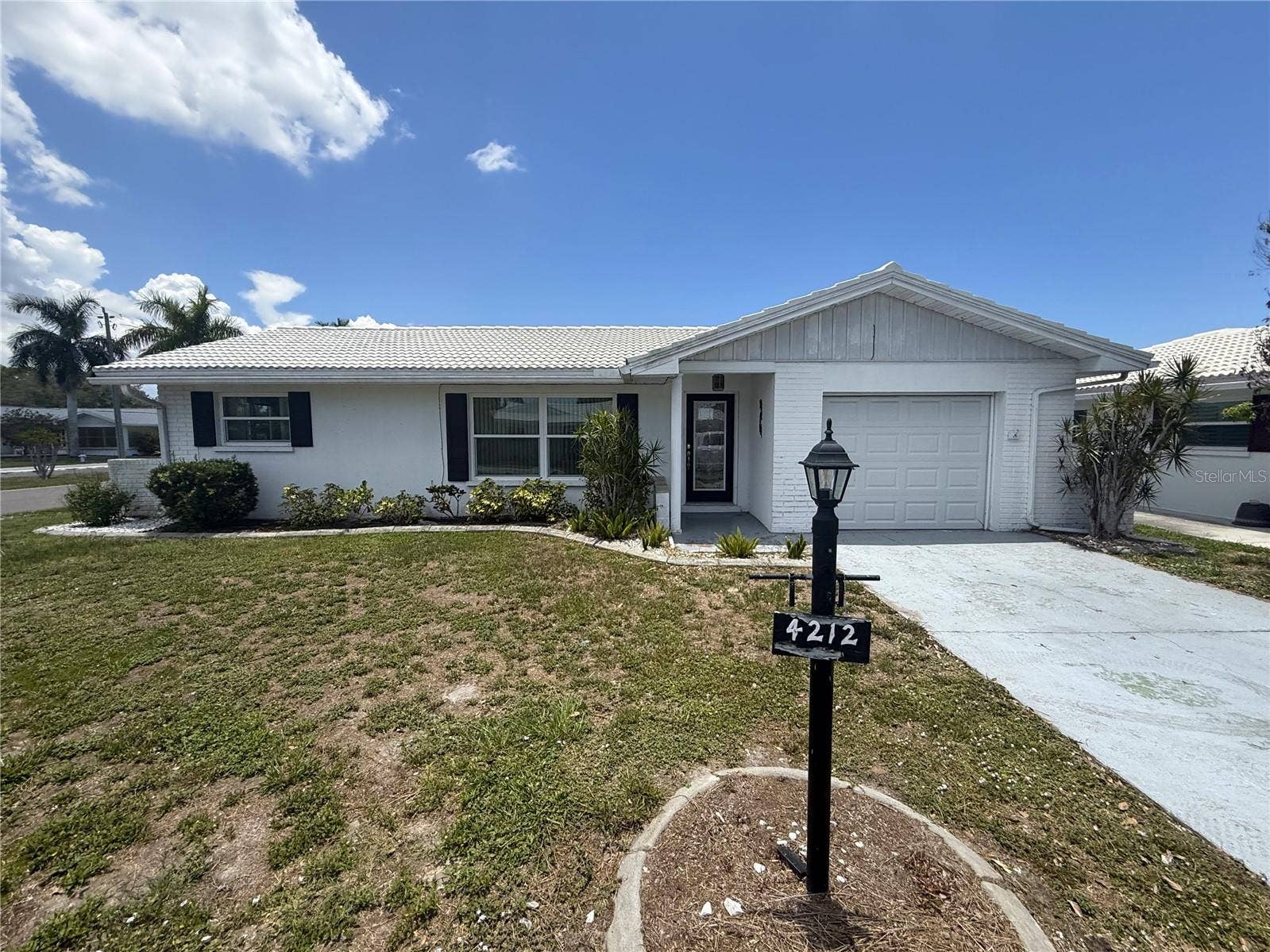 4212 NEIL LANE, Bradenton, FL 34208 4212 NEIL LANE, Bradenton, FL 34208