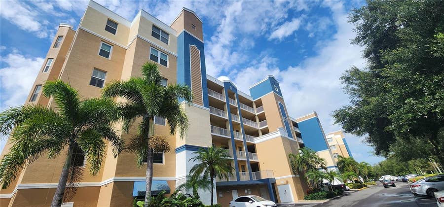 Property photo for 960 STARKEY ROAD, #3302, Largo, FL