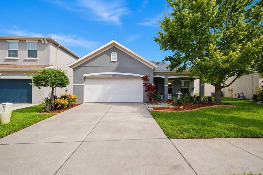 Property photo for 2814 MAPLE BROOK LOOP, Lutz, FL
