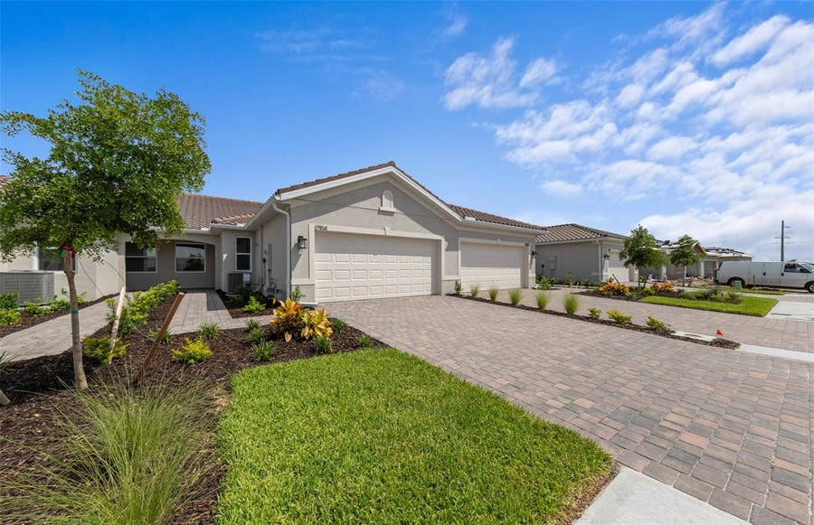Property photo for 27104 CLAM SHELL COURT, Englewood, FL