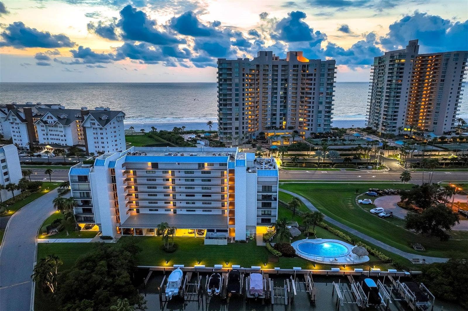 1581 GULF BOULEVARD, #203N, Clearwater Beach, FL 33767 Waterfront Beach Living!