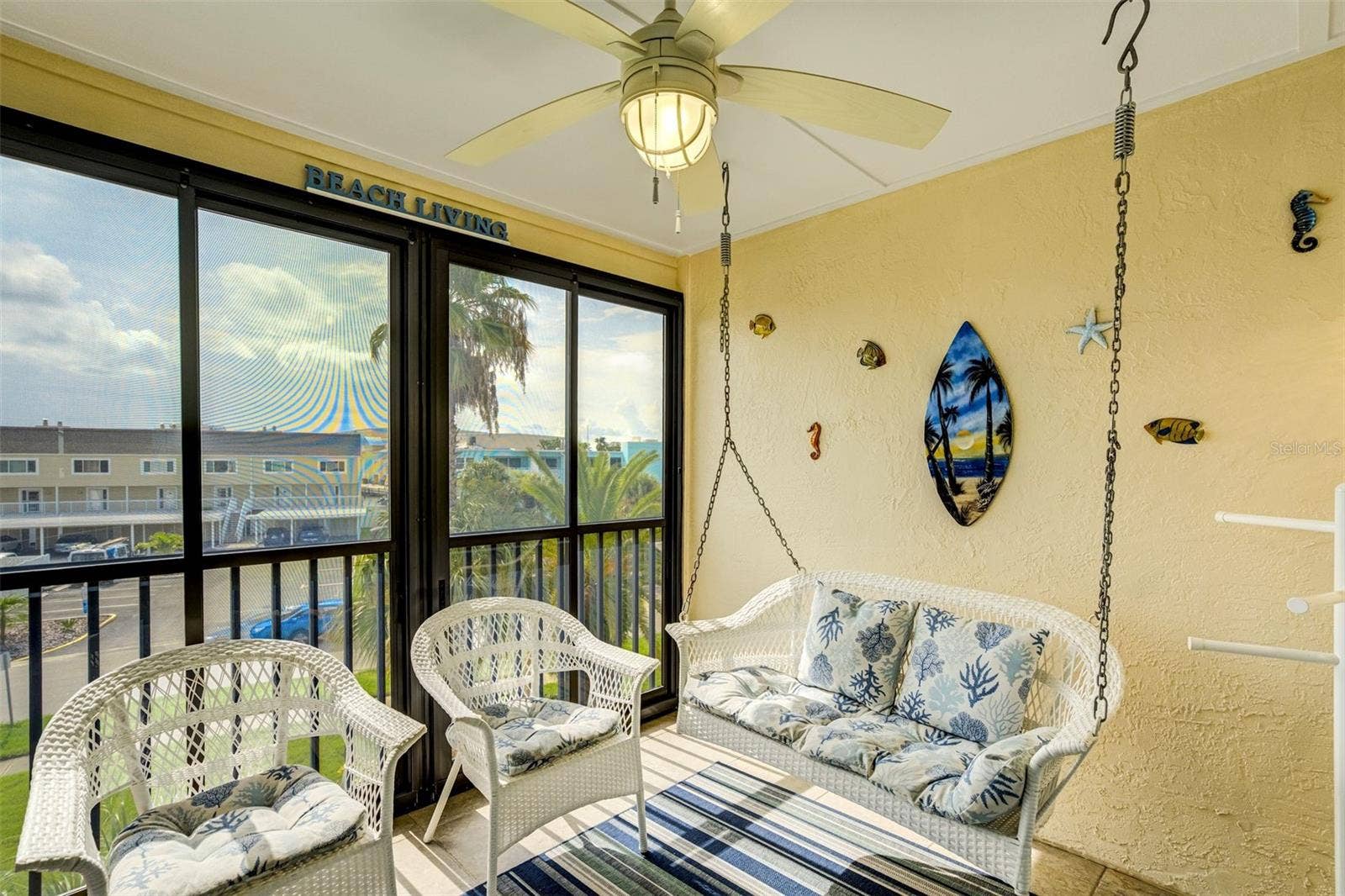 460 S PAULA DRIVE, #108, Dunedin, FL 34698 Enclosed Porch
