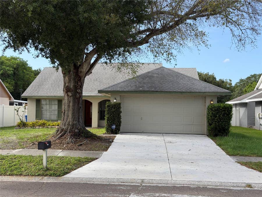 Property photo for 7131 HOLLOWELL DRIVE, Tampa, FL