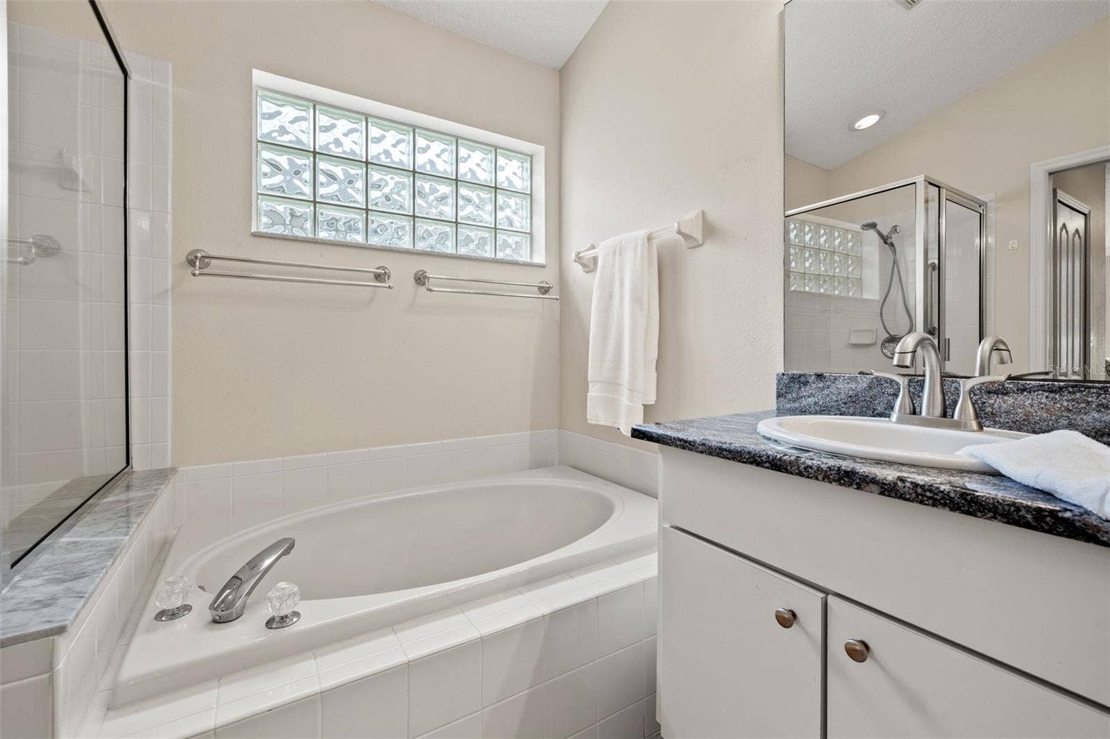 19425 MELODY FAIR PLACE, Lutz, FL 33558 19425 MELODY FAIR PLACE, Lutz, FL 33558