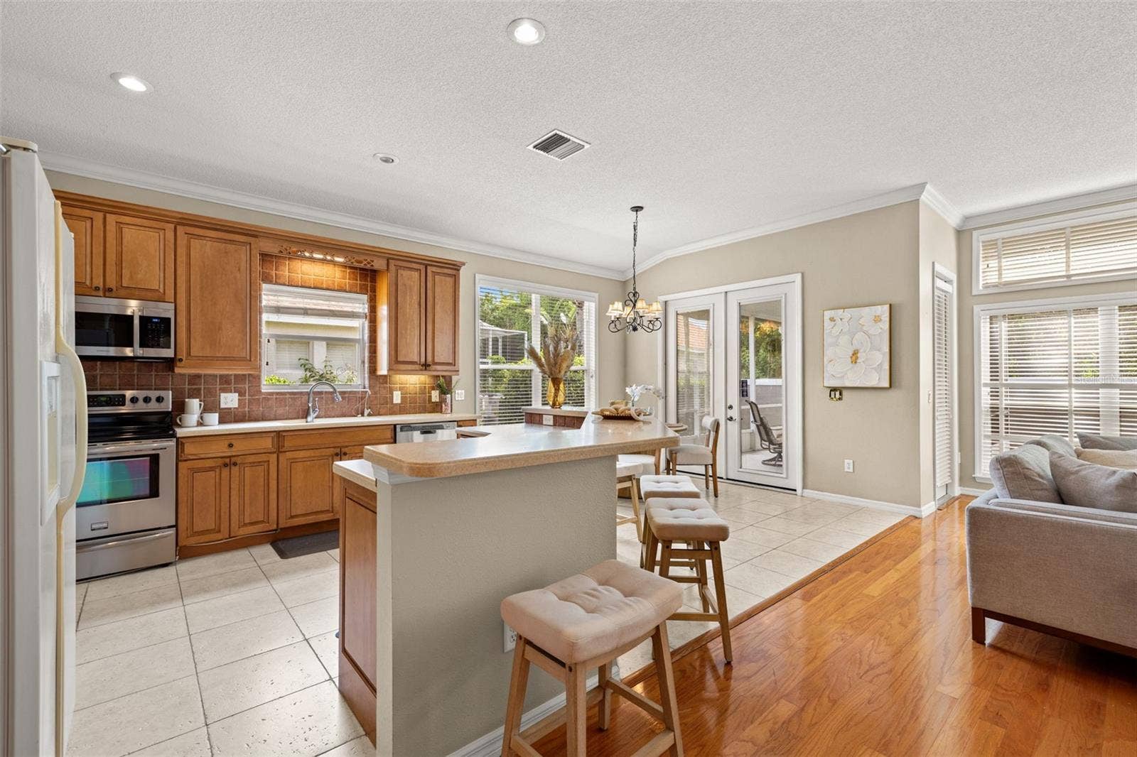 19425 MELODY FAIR PLACE, Lutz, FL 33558 19425 MELODY FAIR PLACE, Lutz, FL 33558