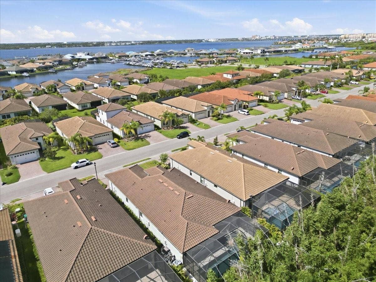 2110 E 6TH STREET W, Palmetto, FL 34221 2110 E 6TH STREET W, Palmetto, FL 34221