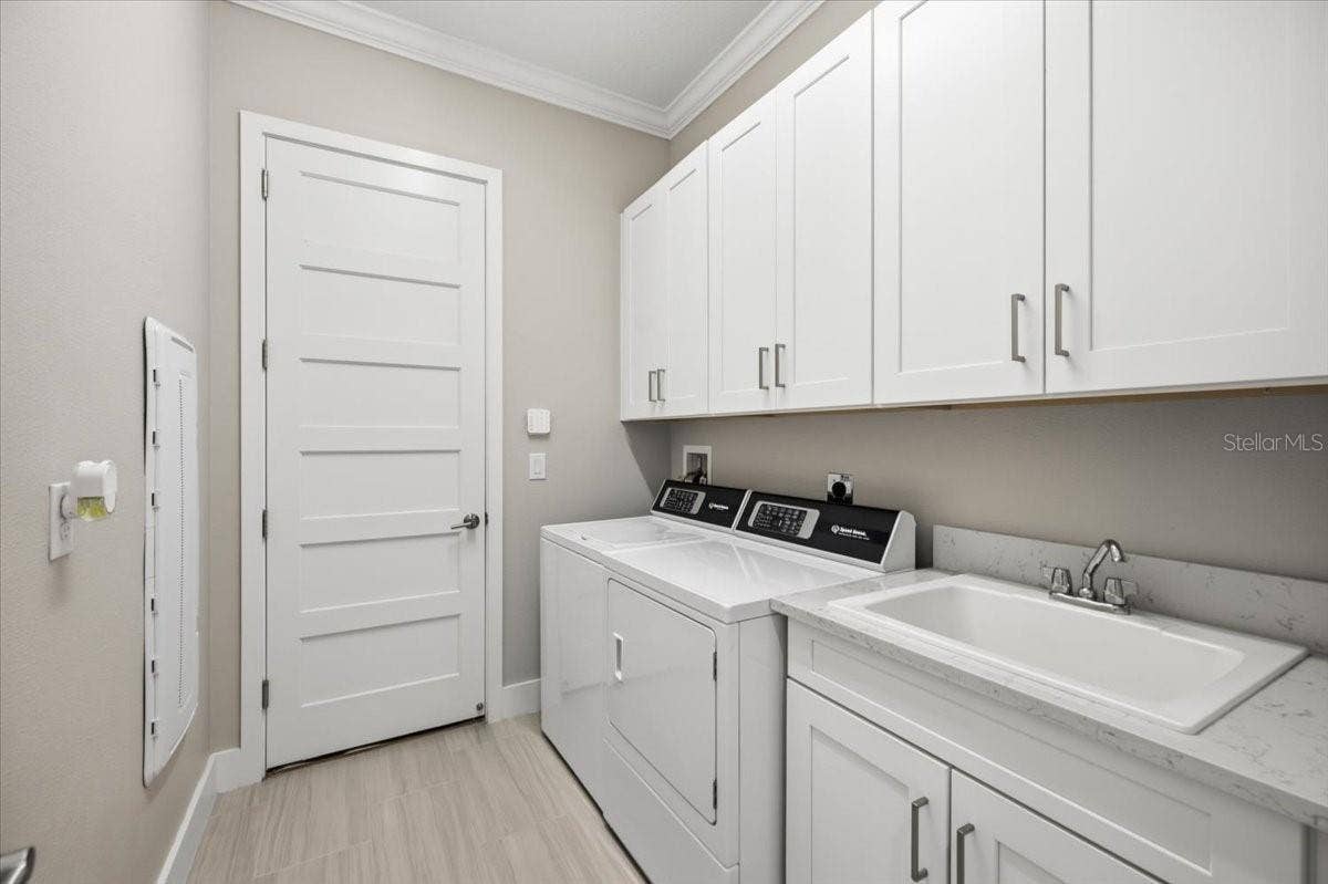 2110 E 6TH STREET W, Palmetto, FL 34221 2110 E 6TH STREET W, Palmetto, FL 34221