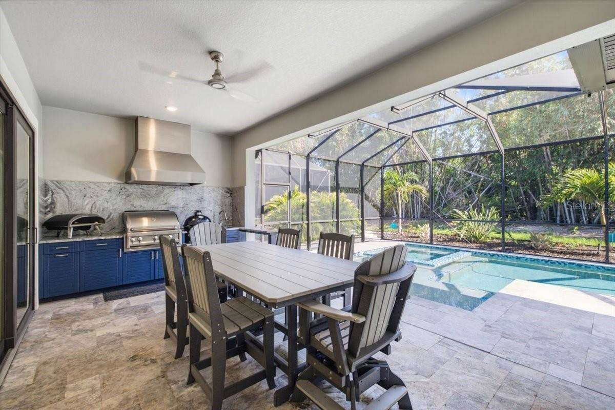 2110 E 6TH STREET W, Palmetto, FL 34221 2110 E 6TH STREET W, Palmetto, FL 34221