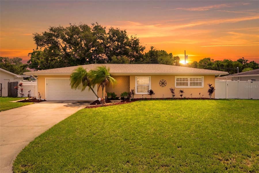 Property photo for 1417 FAIRFIELD DRIVE, Clearwater, FL