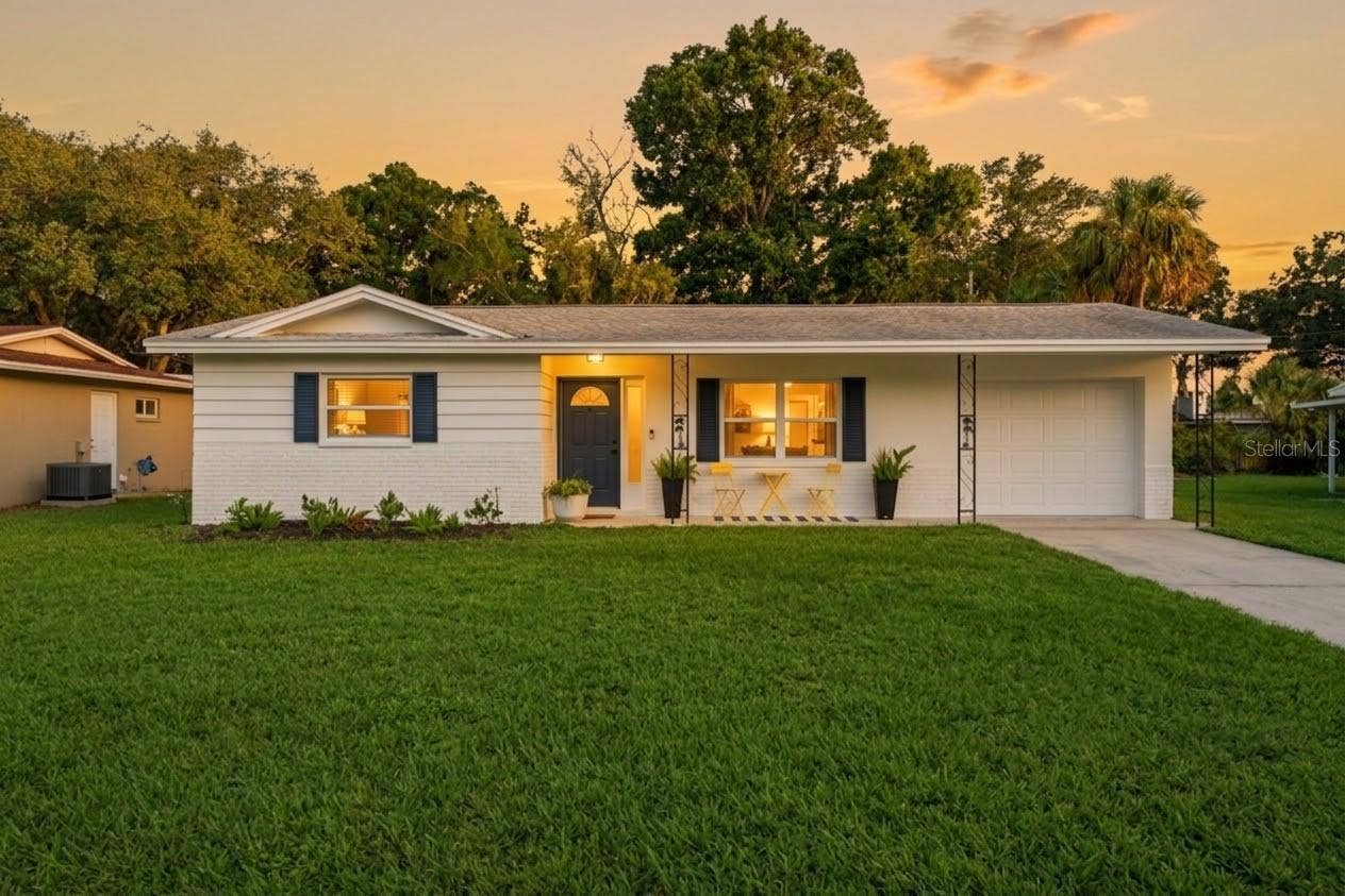 2048 JEFFERSON AVENUE, Dunedin, FL 34698 2048 JEFFERSON AVENUE, Dunedin, FL 34698