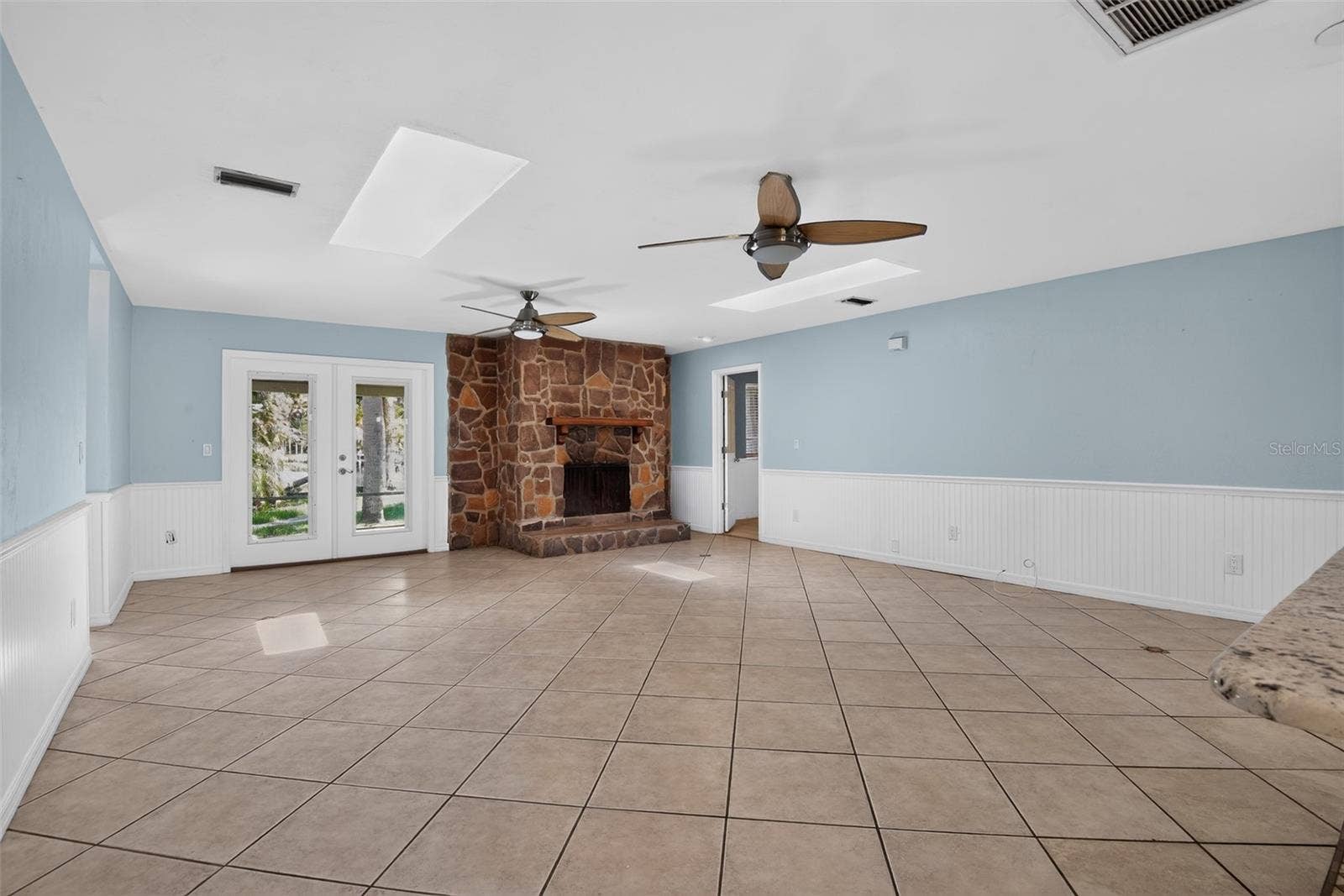 408 PALM AVENUE, Ormond Beach, FL 32174 408 PALM AVENUE, Ormond Beach, FL 32174