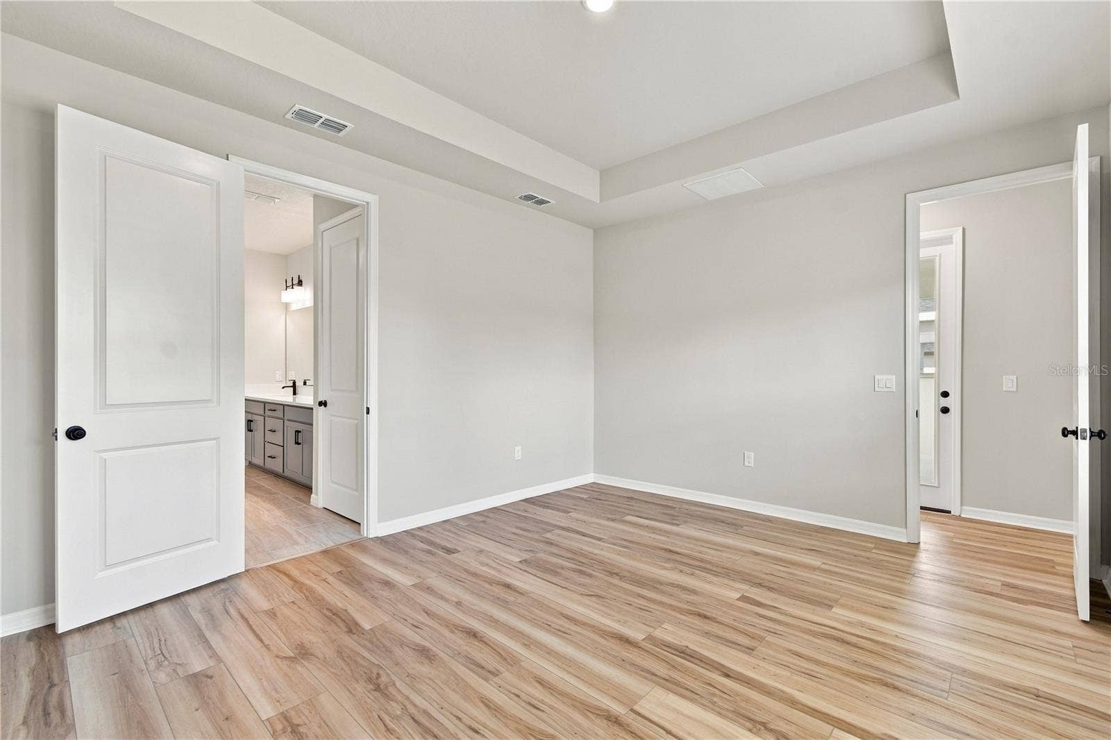 5825 NATIVE OAK STREET, Mount Dora, FL 32757 Owner's Retreat