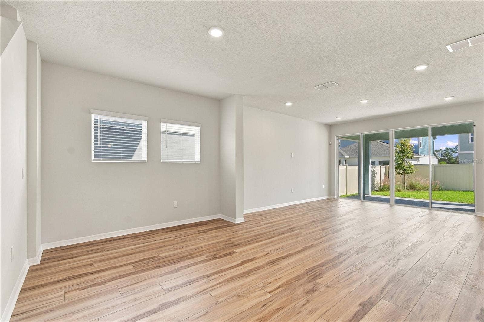 5825 NATIVE OAK STREET, Mount Dora, FL 32757 Family Room