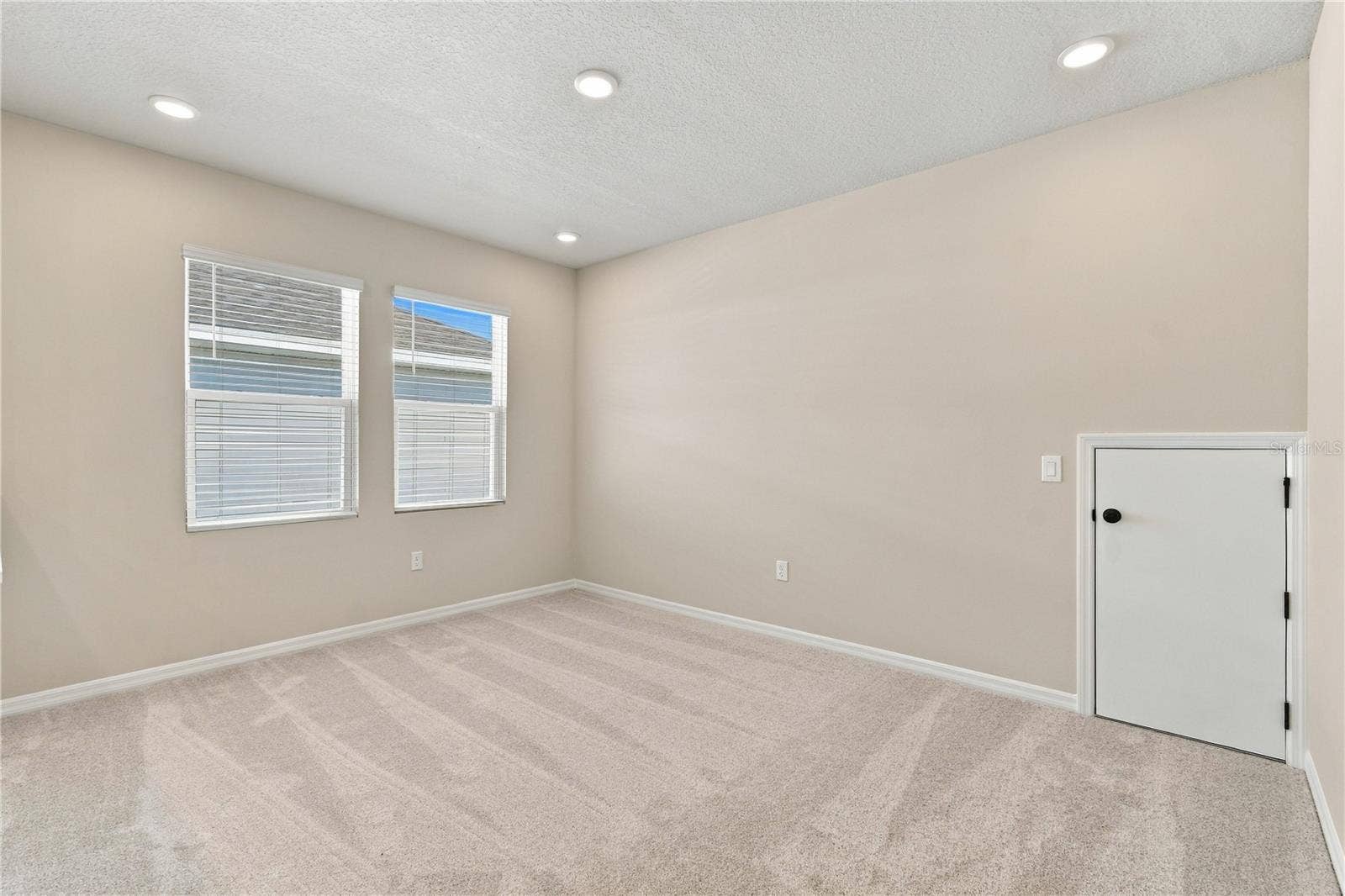 5825 NATIVE OAK STREET, Mount Dora, FL 32757 Retreat
