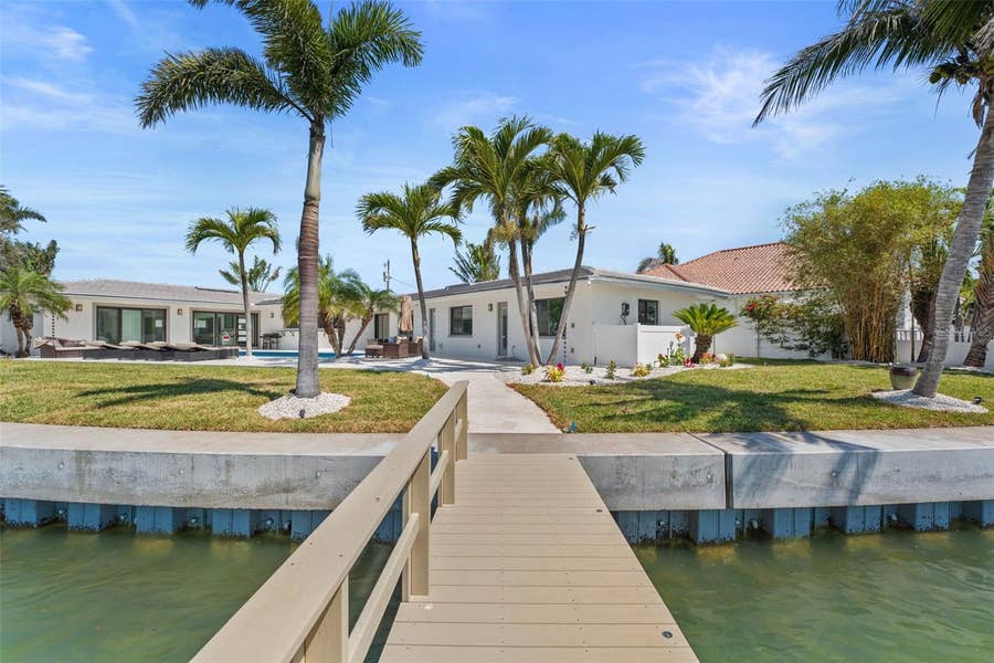 Property photo for 11050 7TH STREET E, Treasure Island, FL
