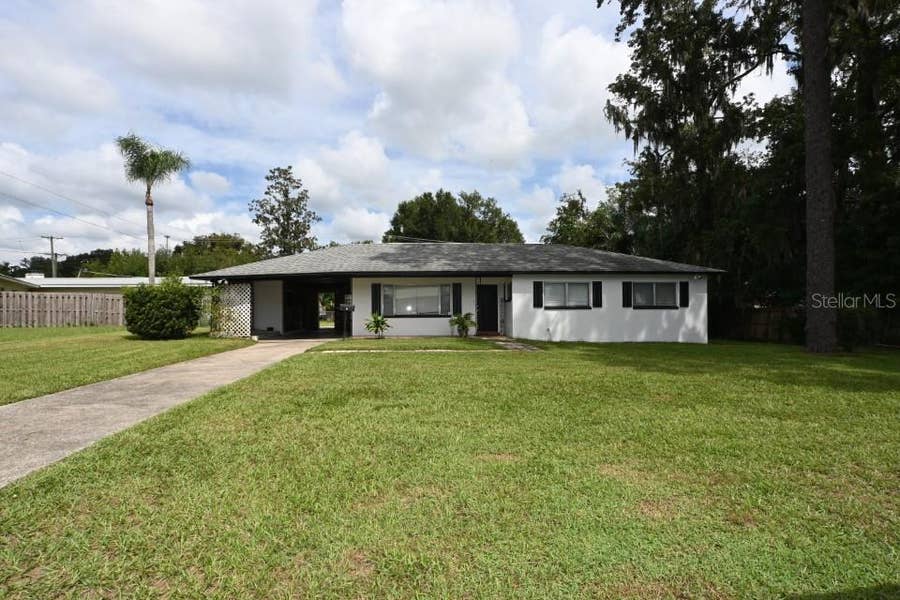 Property photo for 37017 MERIDIAN AVENUE, Dade City, FL