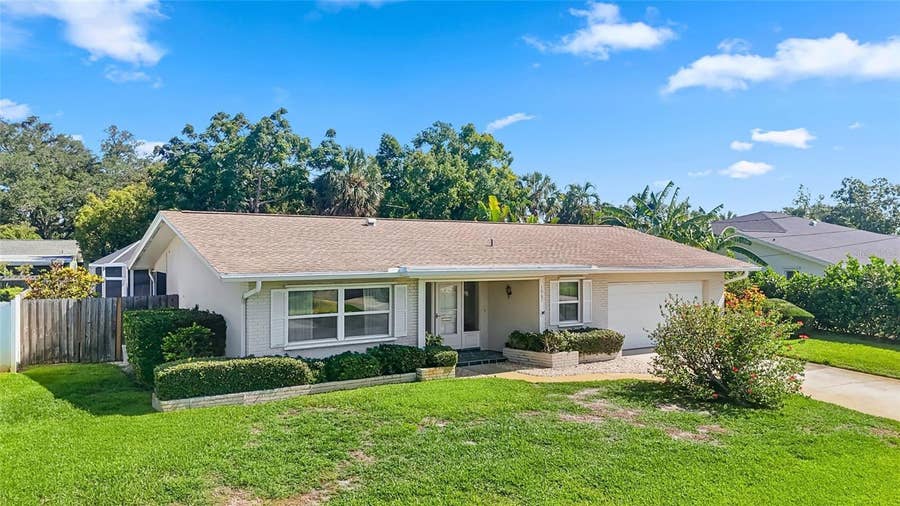 Property photo for 1067 44TH AVENUE NE, St Petersburg, FL