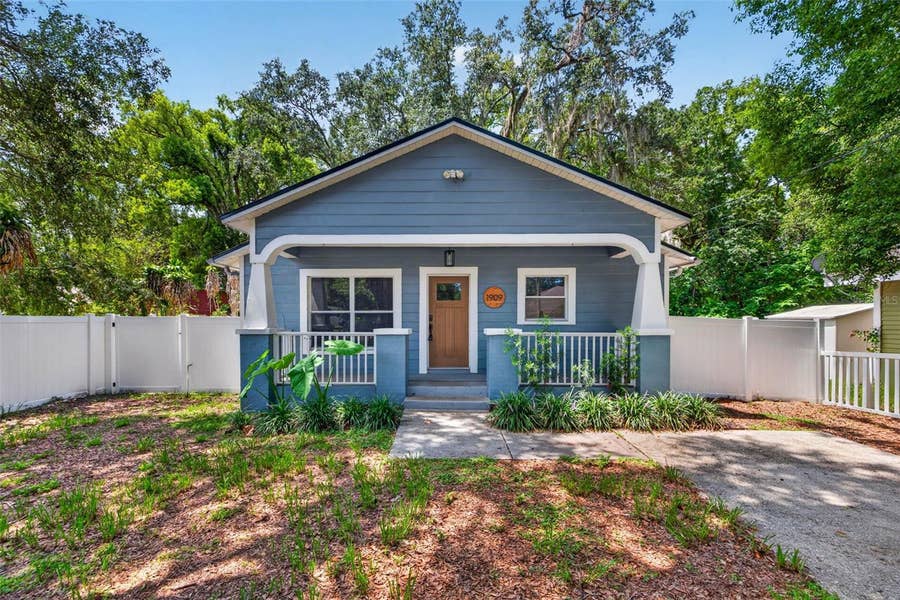 Property photo for 1909 E HENRY AVENUE, Tampa, FL