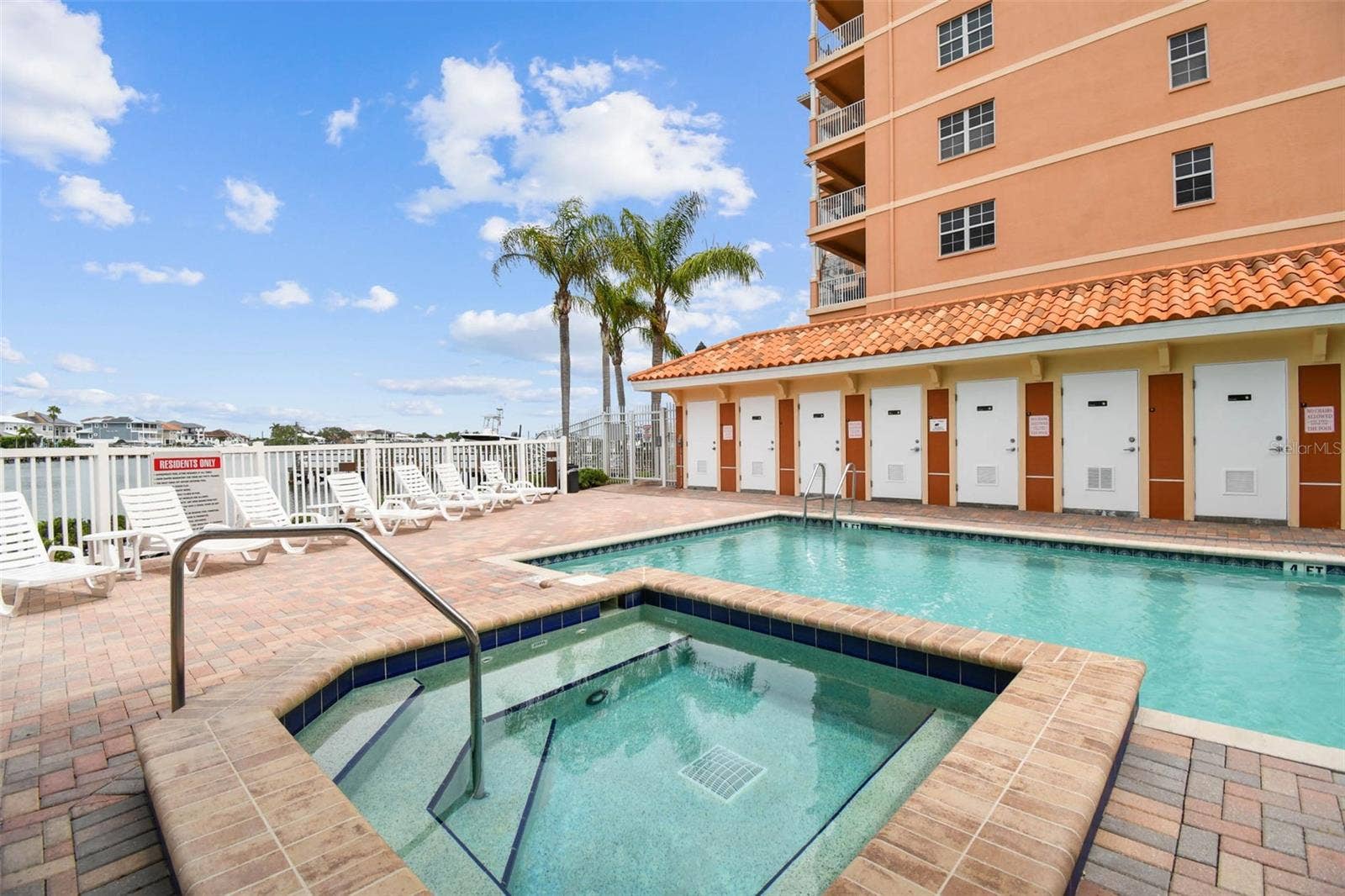 530 S GULFVIEW BOULEVARD, #304, Clearwater Beach, FL 33767 530 S GULFVIEW BOULEVARD, #304, Clearwater Beach, FL 33767