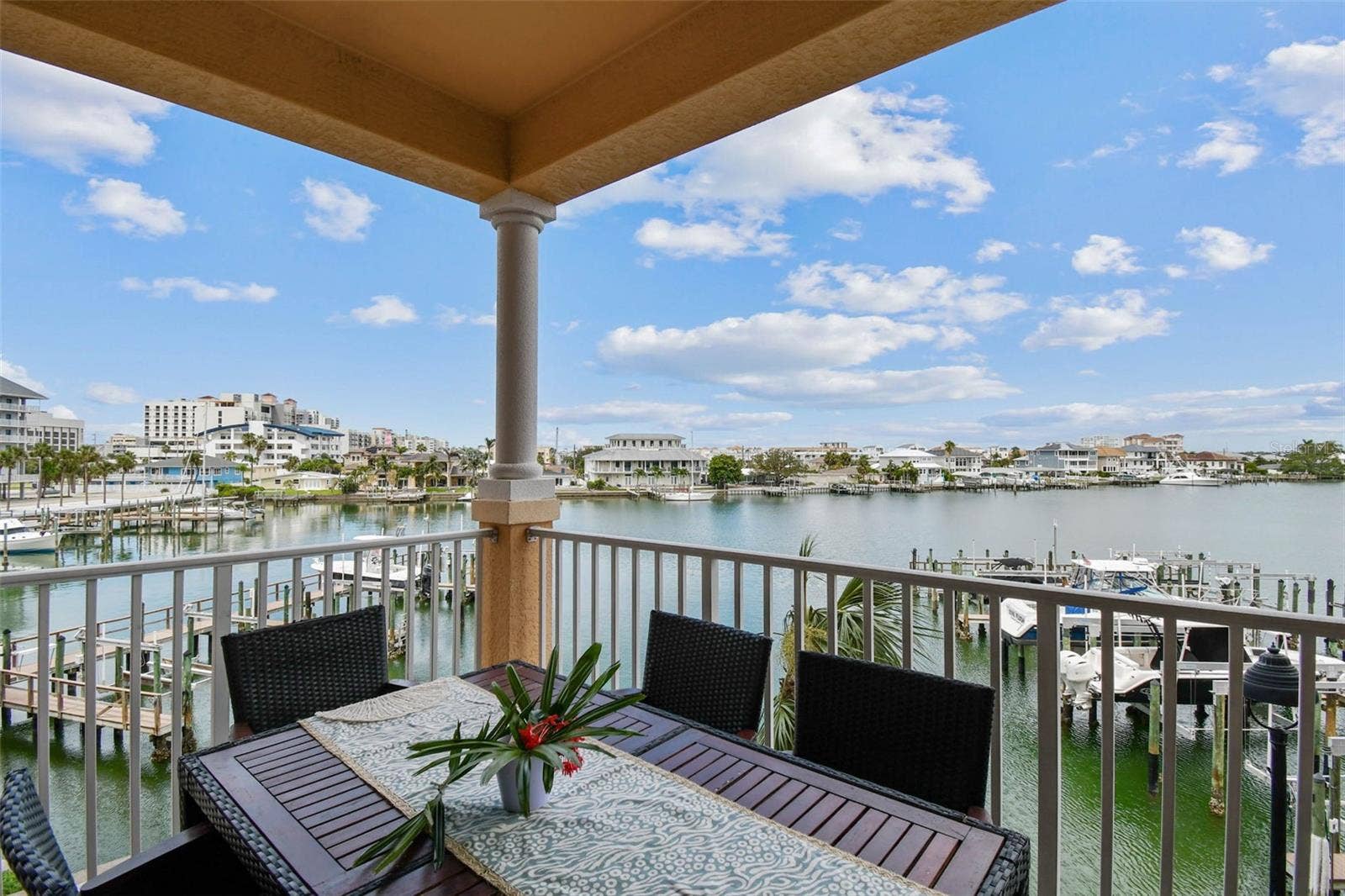 530 S GULFVIEW BOULEVARD, #304, Clearwater Beach, FL 33767 Look at those views!