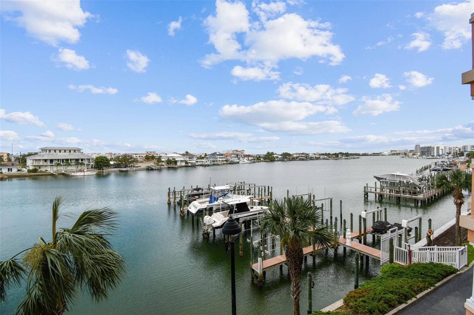 530 S GULFVIEW BOULEVARD, #304, Clearwater Beach, FL 33767 530 S GULFVIEW BOULEVARD, #304, Clearwater Beach, FL 33767