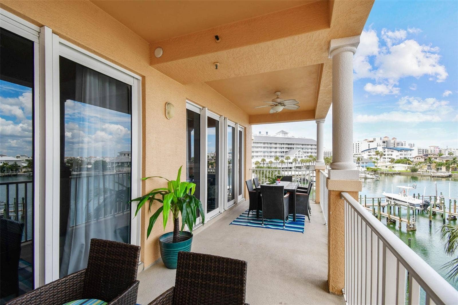 530 S GULFVIEW BOULEVARD, #304, Clearwater Beach, FL 33767 530 S GULFVIEW BOULEVARD, #304, Clearwater Beach, FL 33767