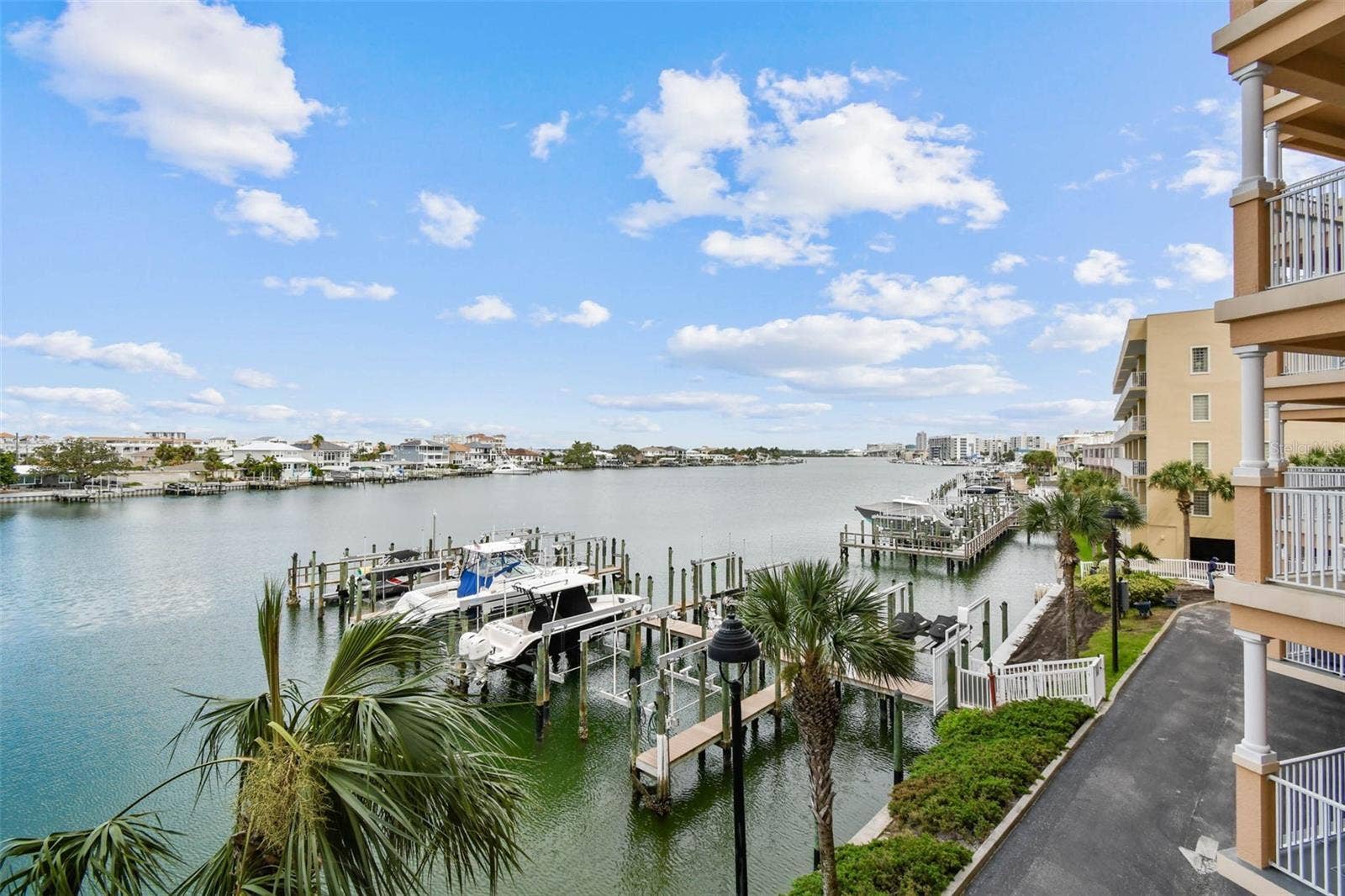530 S GULFVIEW BOULEVARD, #304, Clearwater Beach, FL 33767 530 S GULFVIEW BOULEVARD, #304, Clearwater Beach, FL 33767