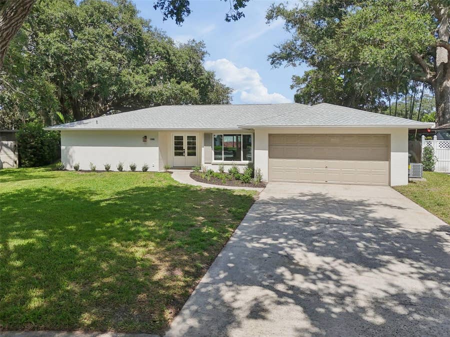 Property photo for 12805 KIMBERLY OAKS CIRCLE, Largo, FL